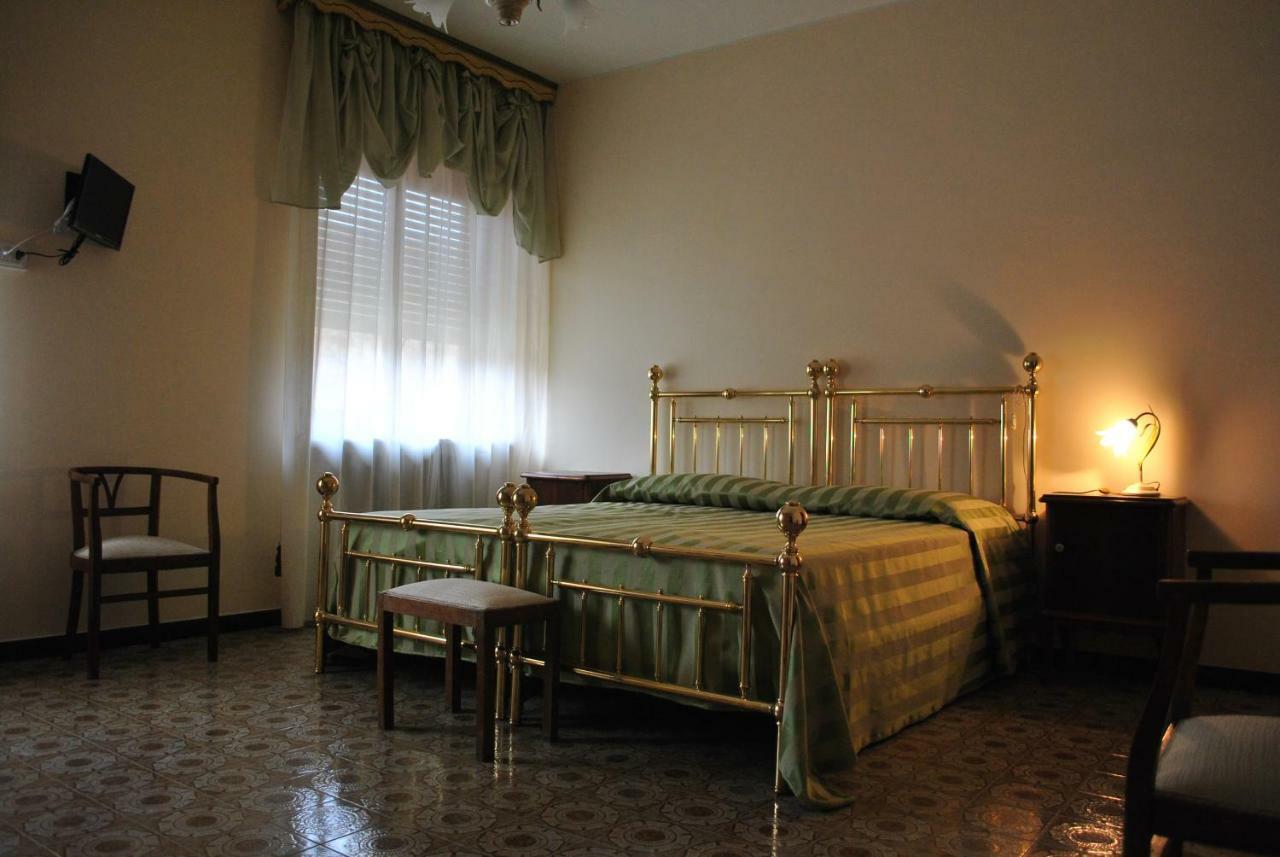 B&B Le Coccinelle Torre Bormida Exterior photo
